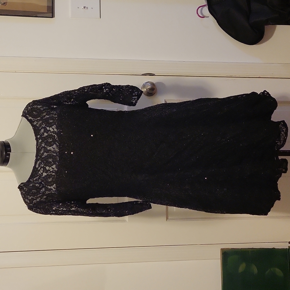 Black Lace Sequined Dress with 3/4 Sleeve Size 16